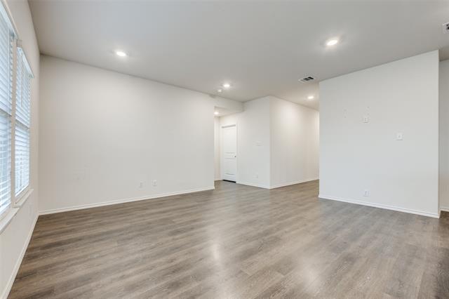 Foto del edificio - 309 Patina St