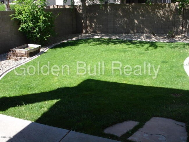 Building Photo - 422 N Wilson Dr