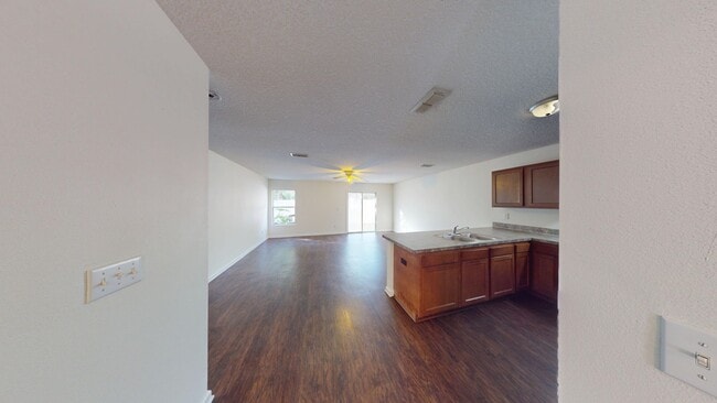 Foto del edificio - 3BR/ 2.5BA TOWNHOME With Garage - Timmerma...