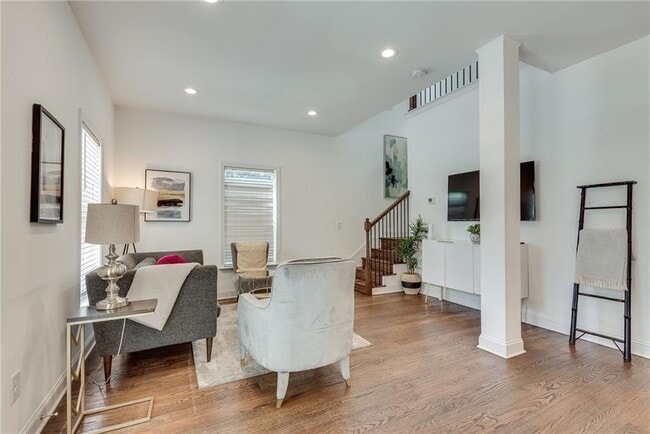 Foto del edificio - 2115 Cavanaugh Ave SE