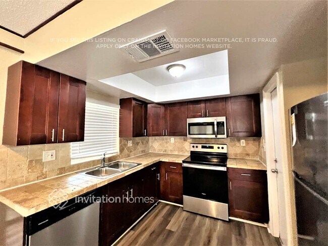 Foto del edificio - 6602 Pebble Beach