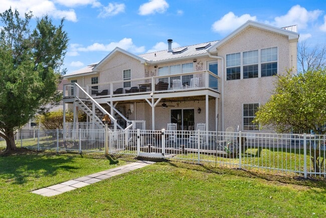 Building Photo - 111 Thompson Cove Rd