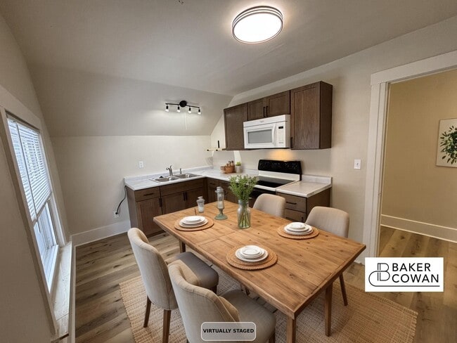 Foto del edificio - 428 Ideal St