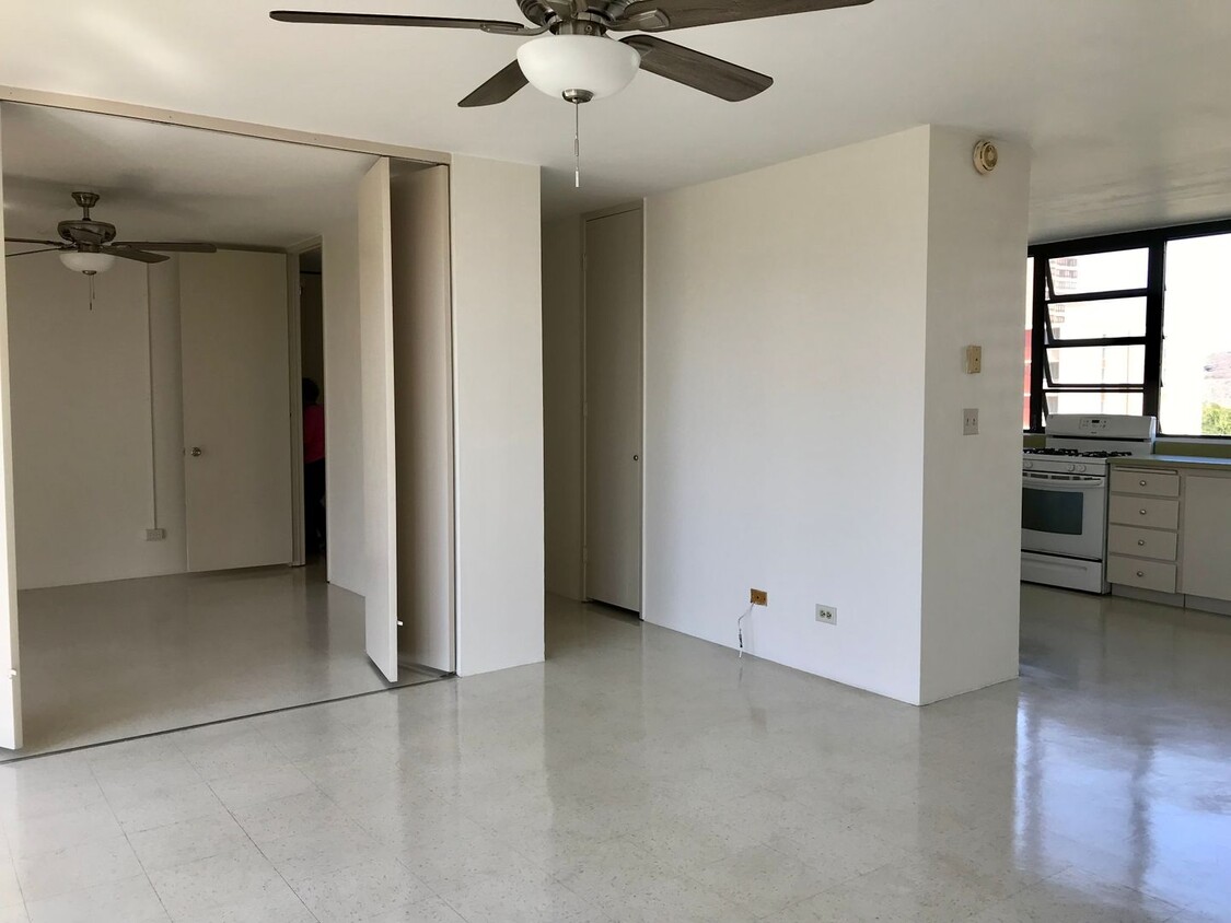 Foto principal - 2/2/1 with Den/3rd Bedroom (Elec, Water, S...