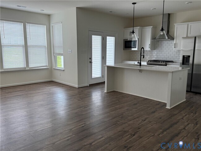Foto del edificio - 18630 Palisades Cv Ct