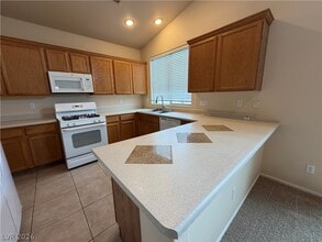 Building Photo - 6420 Casamar St