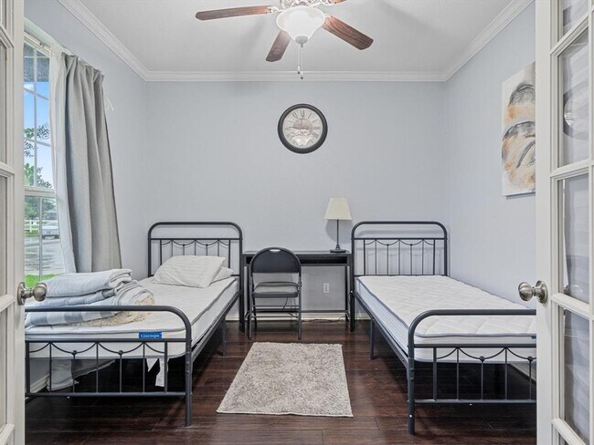 Foto del edificio - 7011 Riata Hills Ln