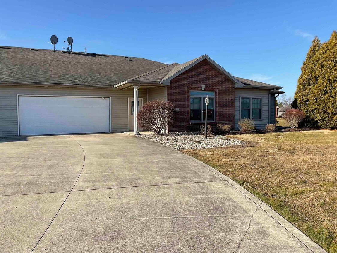 517 Union Station Dr, Fort Wayne, IN 46814 Condo for Rent in Fort