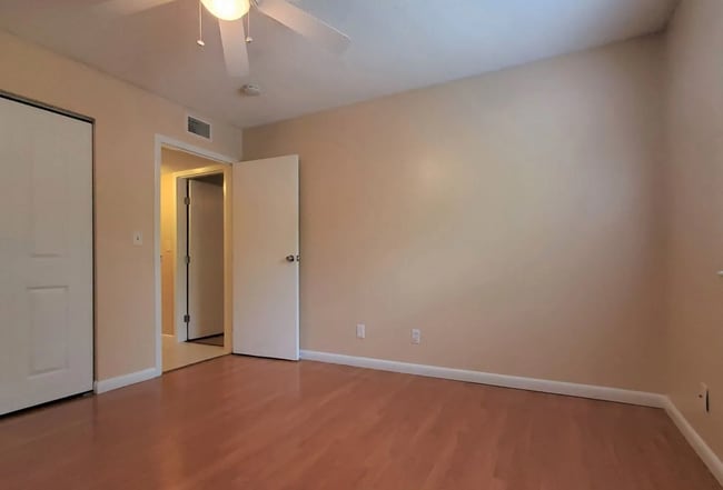 Guest bedroom entrance - 6519 W Newberry Rd