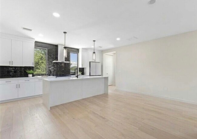 Foto del edificio - 2207 16th St N