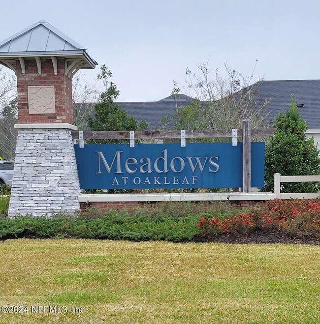 Foto del edificio - 7842 Merchants Way