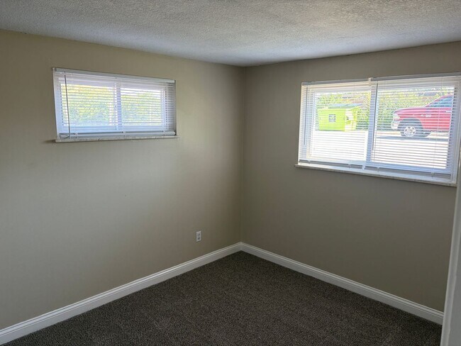 Foto del edificio - 4806 Northcrest Dr