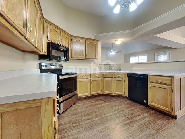 Foto del edificio - 9357 Bryant Trent Blvd