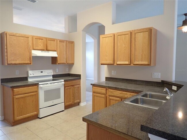 Foto del edificio - 132 Berkshire Ln