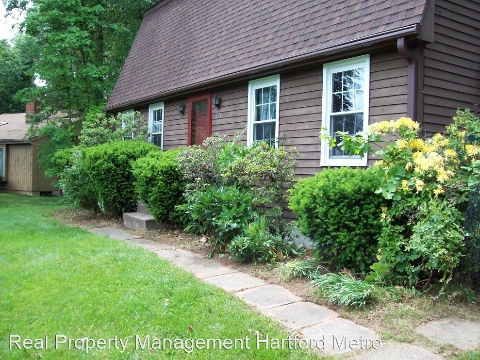 Primary Photo - 3 br, 2 bath House - 276 Carriage Way
