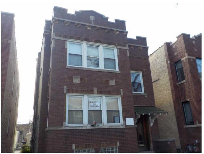 Foto del edificio - 3636 N Troy St