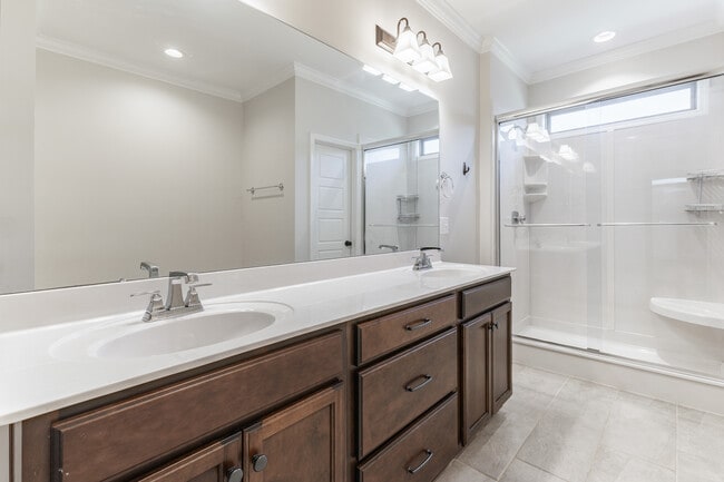 Building Photo - 7610 Flint Crossing Cir SE
