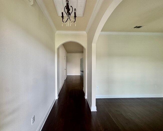 Building Photo - 256 Cocobolo Dr