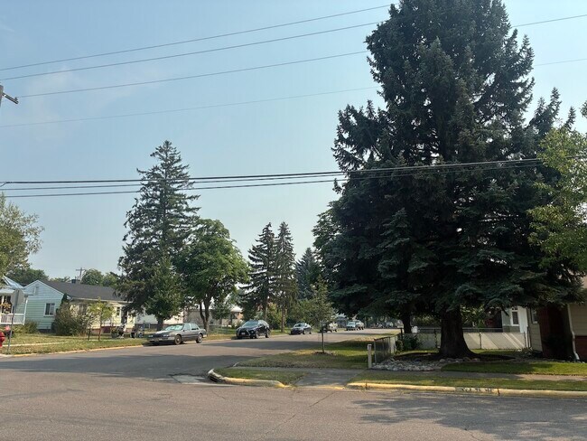 Foto del edificio - 605 3rd St W
