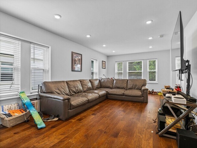 Building Photo - 79 Bailey Rd