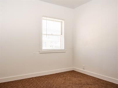 Foto del edificio - 595 E Center St