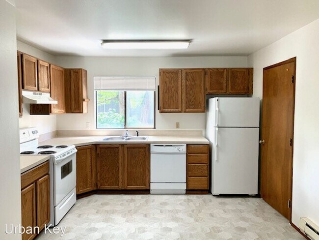 Building Photo - 5925 Fauntleroy Way SW