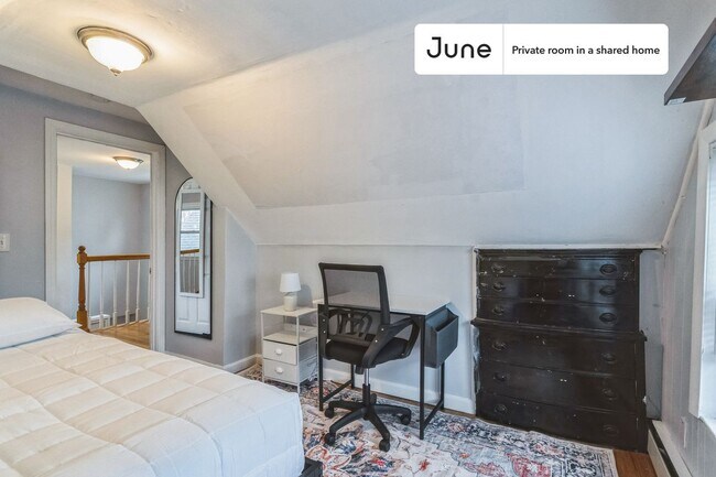 Foto del edificio - Room in Shared 5 bed/3 bath home