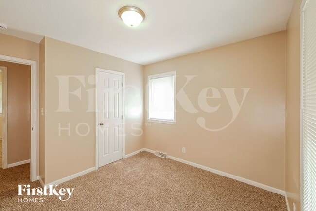 Building Photo - 506 Hargis Ln