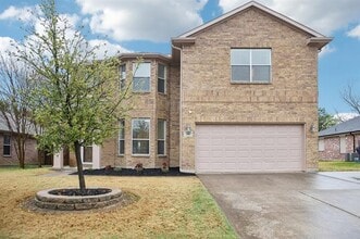 Building Photo - 208 Wenrick Dr