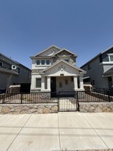 Building Photo - 14655 Pebble Hills Blvd
