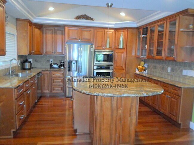 Building Photo - Remodeled Almaden Home near Foothills!! Great Schools, Central A/C & Pool!!