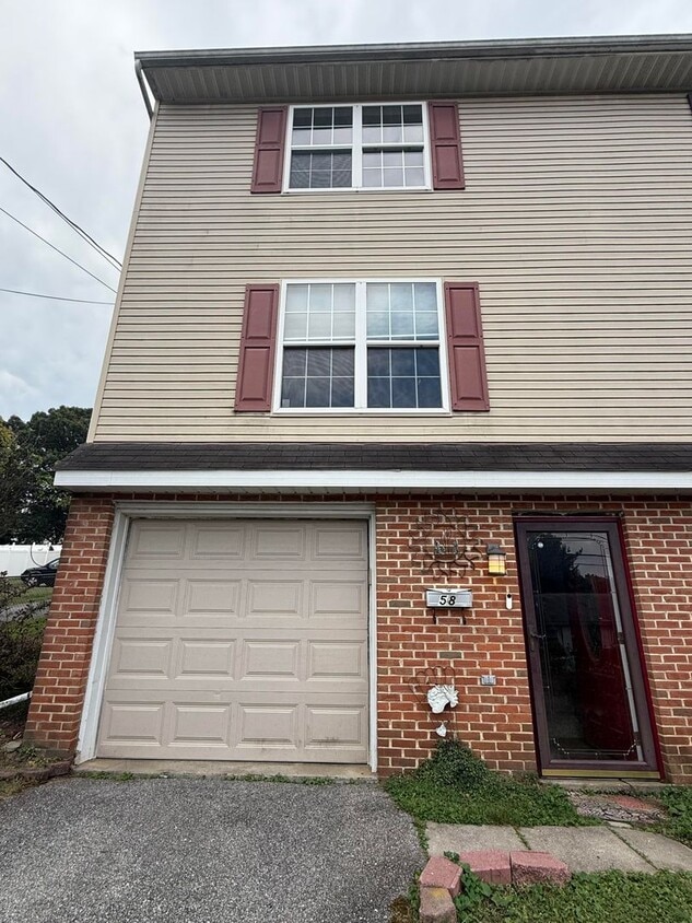 Primary Photo - Your Next Home