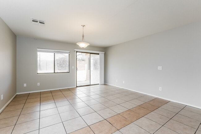 Building Photo - 12954 W Voltaire Ave