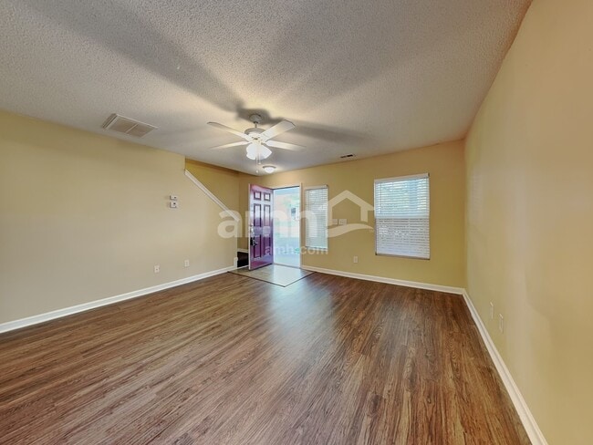 Building Photo - 2665 Pebble Meadow Ln