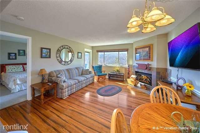 Primary Photo - 1380 Ski View Dr