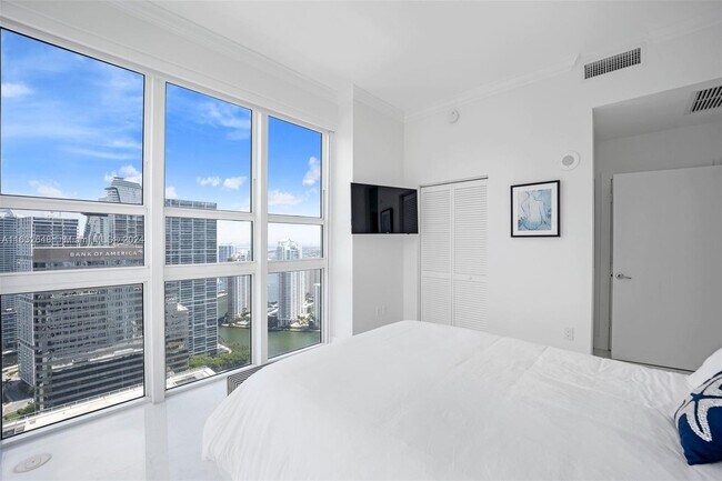 Foto del edificio - 950 Brickell Bay Dr
