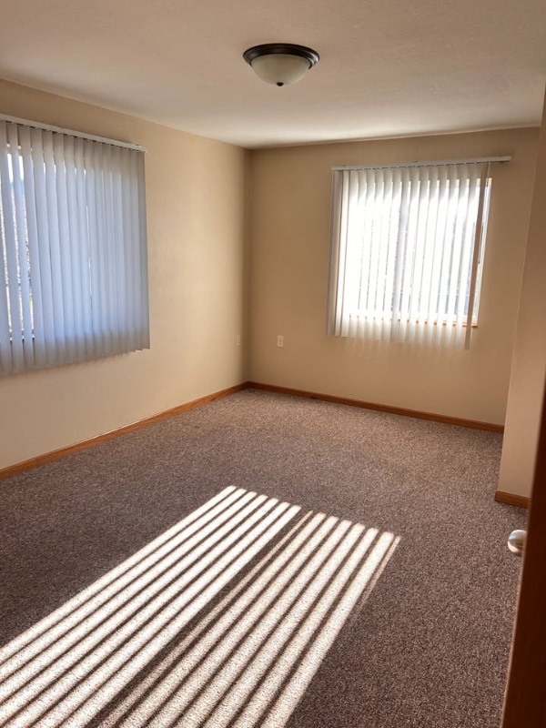 Foto del edificio - 1721 W 5th St