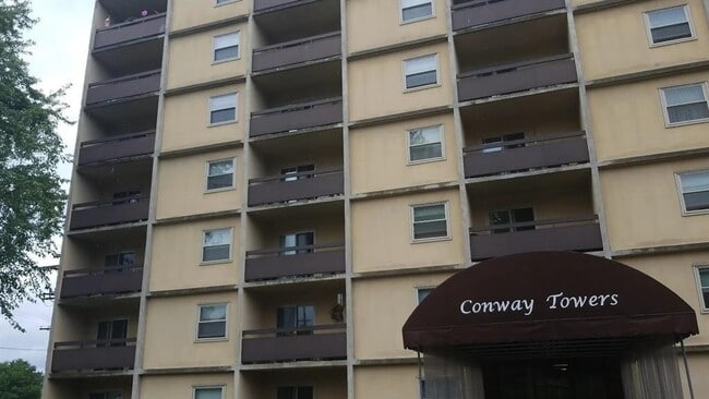 Building Photo - 904 3rd Ave