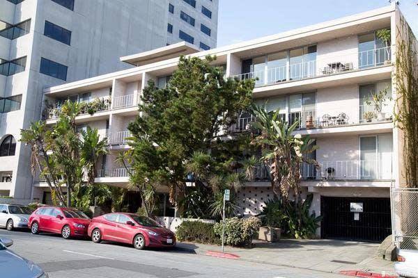 Foto del edificio - Beautiful Condo In Front of Lake Merritt!