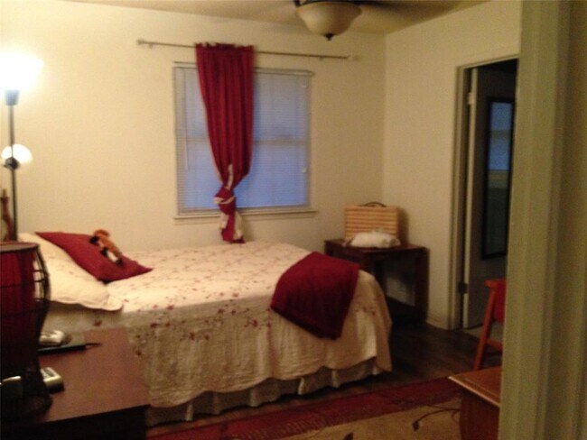 Foto del edificio - 1917 Castle Gate Cir