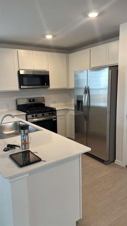 Building Photo - 355 Keefer