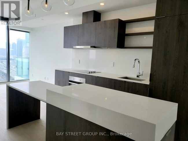 Building Photo - 16 Bonnycastle St