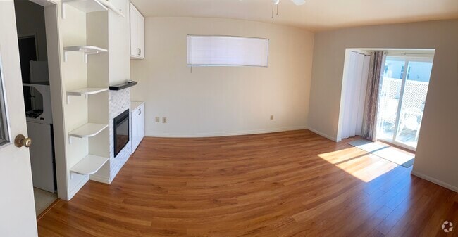 Building Photo - 129 S Irena Ave
