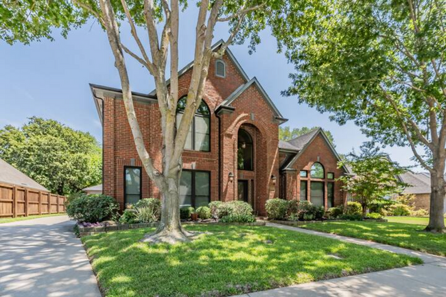 Building Photo - Blooming Oasis: Private Pool in Flower Mound