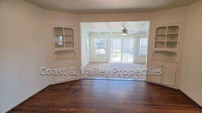 Building Photo - Wonderful South Salinas Home for RENT!!!