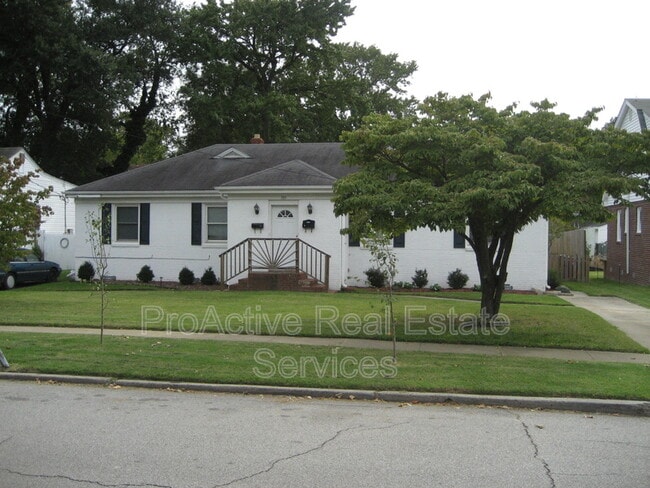 725-B Carolina Avenue - 725-B Carolina Avenue House