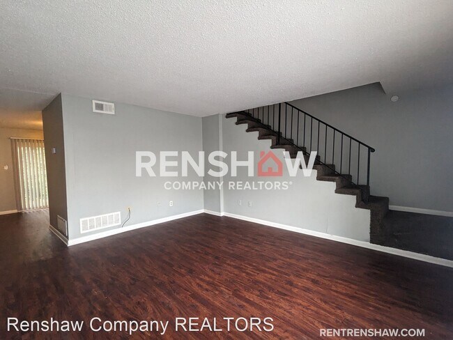 Building Photo - 2 br, 1.5 bath House - 677 Miles Dr
