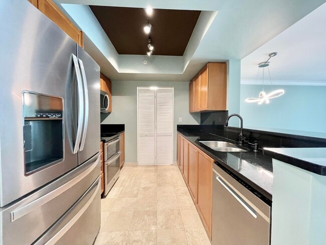 Foto del edificio - 99 SE Mizner Blvd