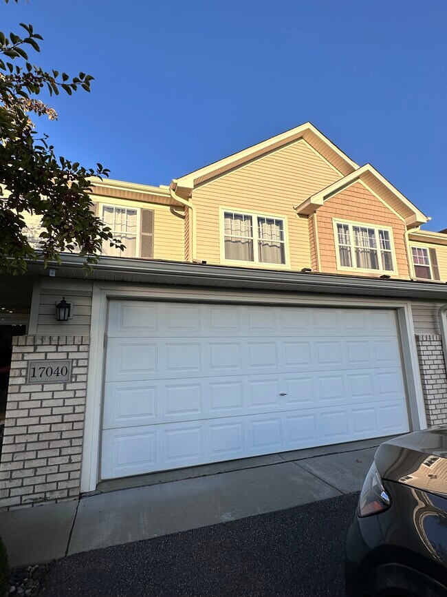 Building Photo - 17040 Embers Ave