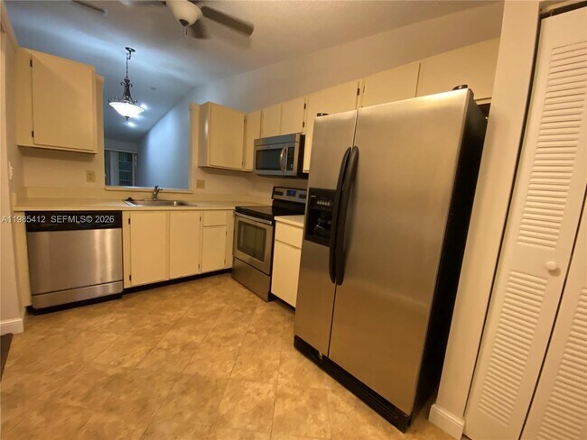 Foto del edificio - 18595 Egret Way